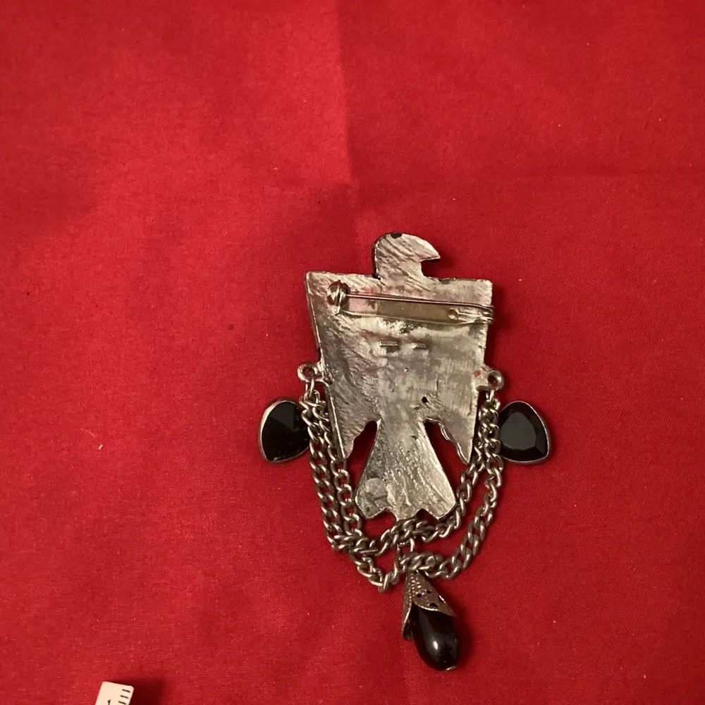 Silvertone metallic bird brooch - Picture 2 of 4